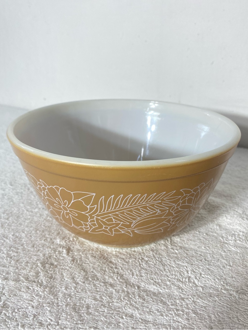 Vintage PYREX #402 Woodland 1.5 Quart Mixing Bowl Cottagecore Countrycore